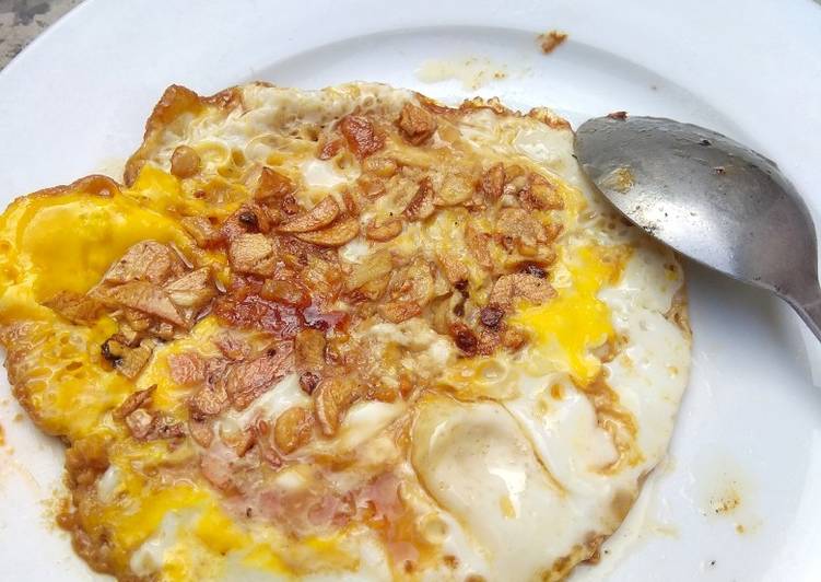 Cara termudah untuk Royal Makan di DimeTelur ceplok kecap asin Pontianak