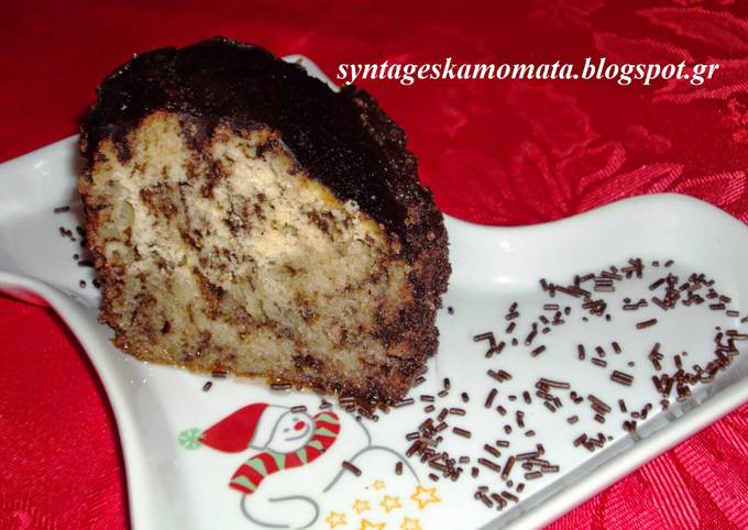 κύρια φωτογραφία συνταγής Κέικ τρούφας με σιρόπι και γλάσο σοκολάτας