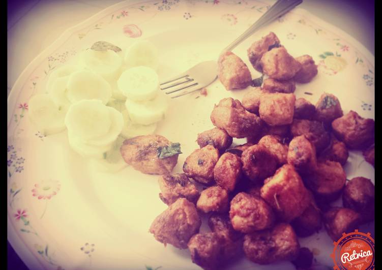 Recipe: Appetizing Bbq flavoured soya chunks with cucumber salad