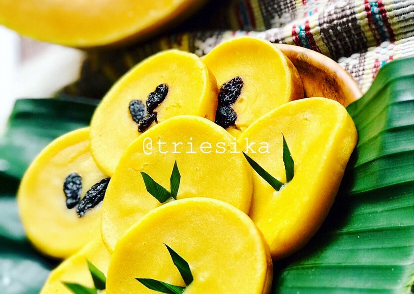Kue lumpur labu parang