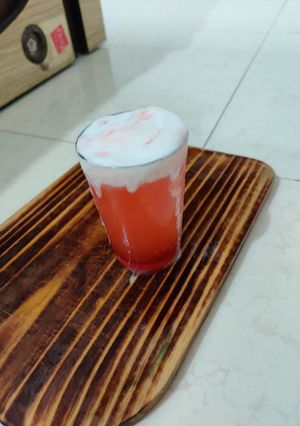 A picture of Frothy Italian Refresher 🥤🍸.
