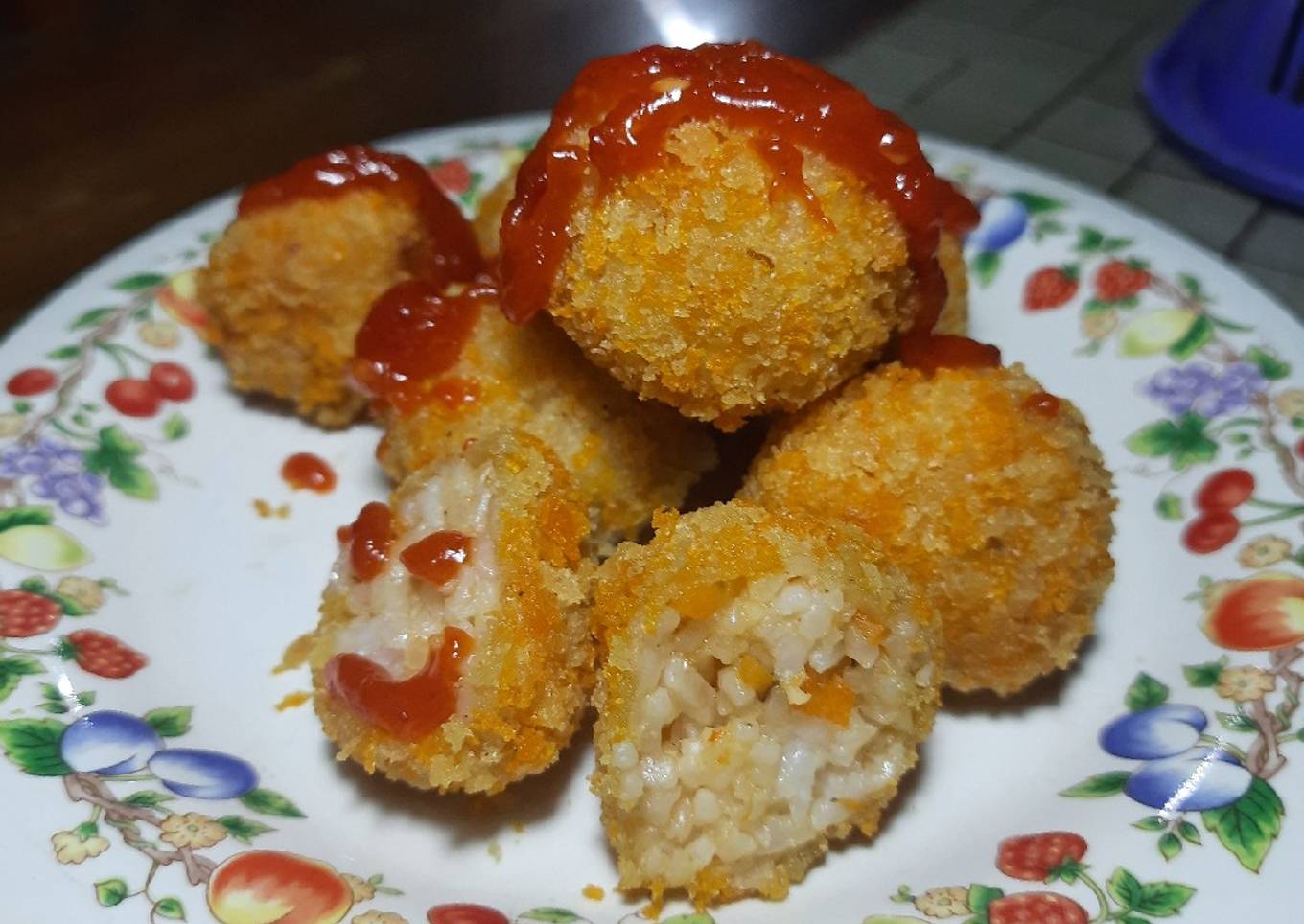 Simple Rice Ball (bola-bola nasi)