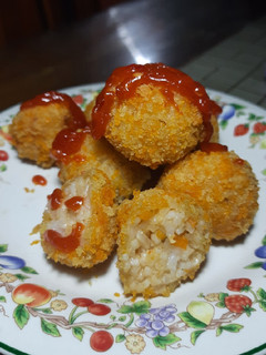 Foto resep Simple Rice Ball (bola-bola nasi)