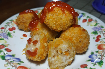 Langkah Mudah untuk Membuat Simple Rice Ball (bola-bola nasi), Sempurna