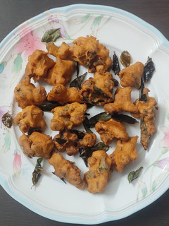 வேர்க்கடலை பக்கோடா (Groundnuts pakkoda) செய்முறை முக்கிய புகைப்படம்