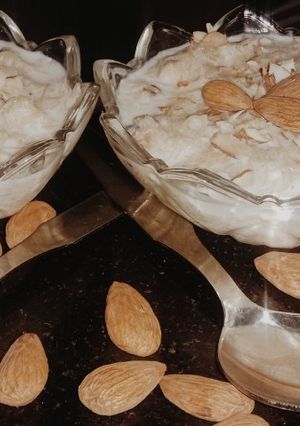 A picture of Seviyan kheer.