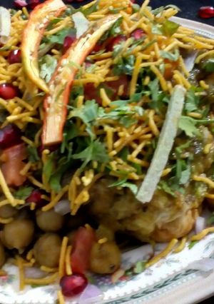 A picture of Masala Chana-Pav.
