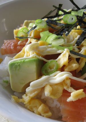 A picture of Smoked Salmon Chirashi-zushi.