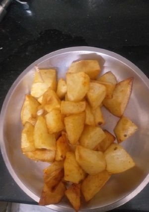 आलू की चाट (Aloo ki chaat recipe in Hindi) रेसिपी मुख्य फोटो