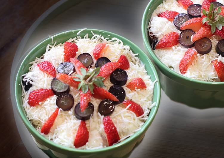 Salad Buah: CREAMY TAPI TETAP SEGAR!