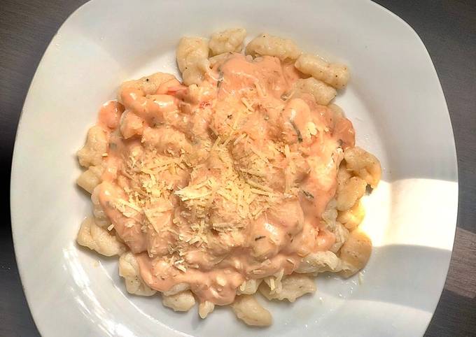 Ñoquis de papa con salsa rosa 🍝