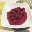 Hummus de remolacha con perlas de trufa