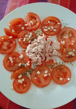 Una foto de Tomate aliñaos