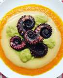 Polpo grigliato su tris di puree