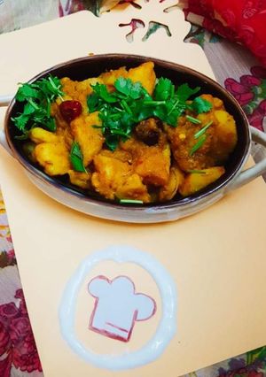 A picture of Aloo gravy.