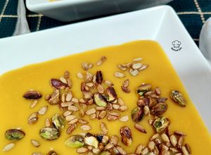 Foto principal de Crema de calabaza con leche de coco y jengibre