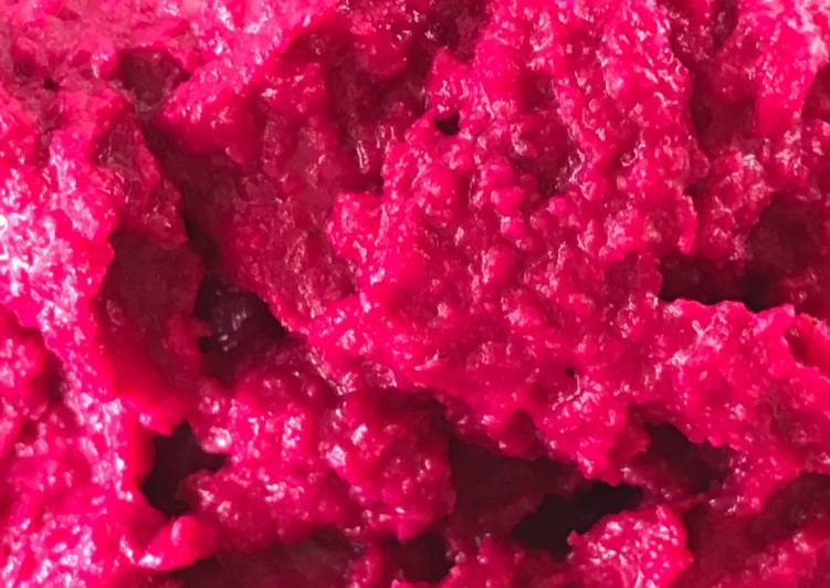 Hummus de garbanzo y remolacha