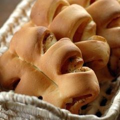 A picture of Tear-Apart Bacon Bread.