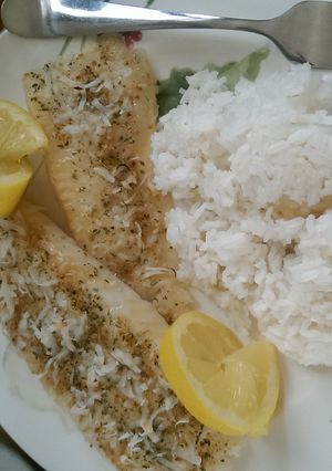 A picture of Lemon coconut flounder😋.