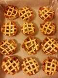 Taisen's Mini Fruit Pies