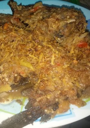 Foto resep Pecak lele aja kita..