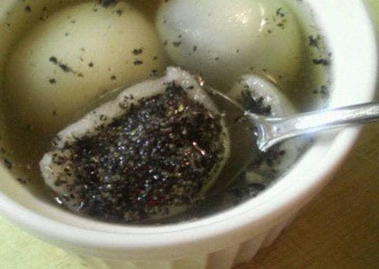 Zhīma Tāngyuán (Black Sesame Dumplings)