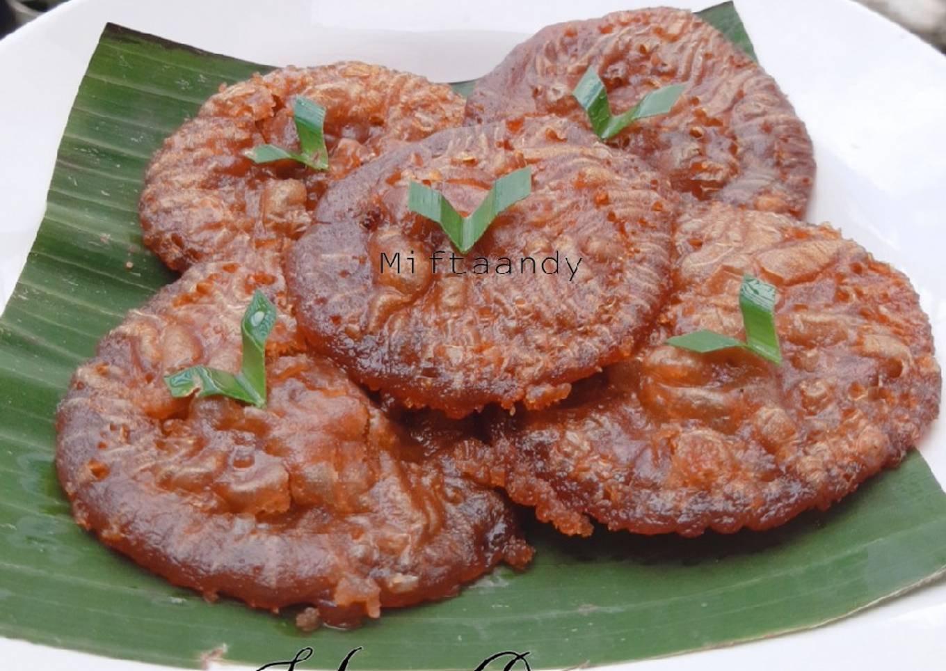 Kue Cucur Gula Aren