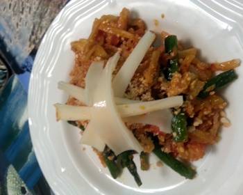 Easy Serving Recipe vegetarian pad thai Practical Delicious