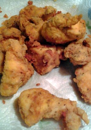 A picture of curry fried chicken.