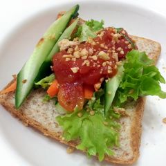 A picture of Vegan Salad Sandwich.