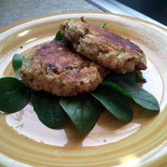 A picture of Tuna cakes.