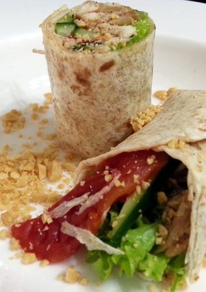 A picture of Spicy Nutty Tortilla Salad Roll.