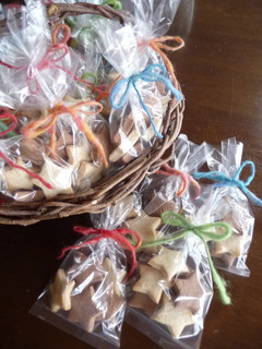 A picture of Star-Shaped Macrobiotic Cookies.