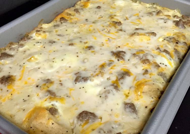 Recipe of Yummy Biscuits and Gravy Breakfast Casserole