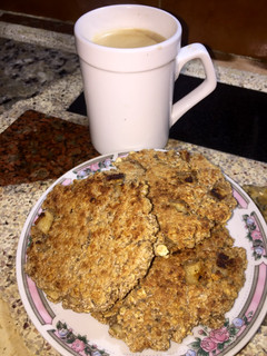 Una foto de Galletas de avena y cocosin harina y sin horno