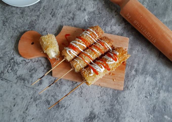 Resep Corndog moza (roti tawar) oleh yulidaertik - Cookpad