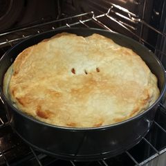 A picture of Butter Chicken Pie!.