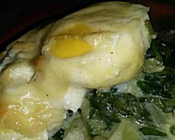 Fresh, Make Recipe Sigari poached eggs over spinach and Sauce Mornay Restaurant Style