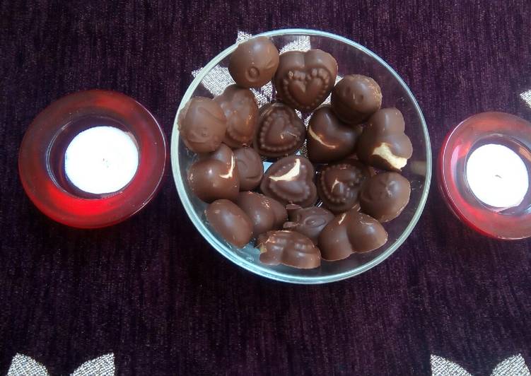 Simple Way to Prepare Speedy Homemade Nuts Chocolate