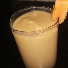 Papaya smoothie A picture of Papaya smoothie.