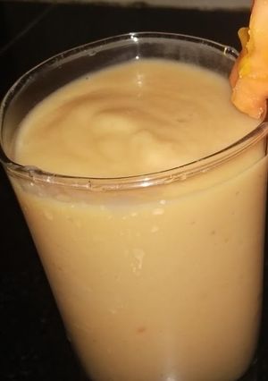 A picture of Papaya smoothie.