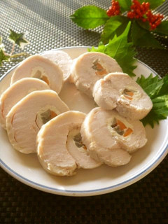 A picture of Salted Chicken and Vegetable Cheese Rolls.