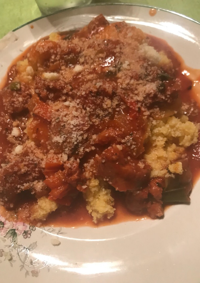 Una foto de Polenta rica con chorrizo y sin tacc
