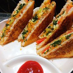 A picture of Spinach Sandwich.