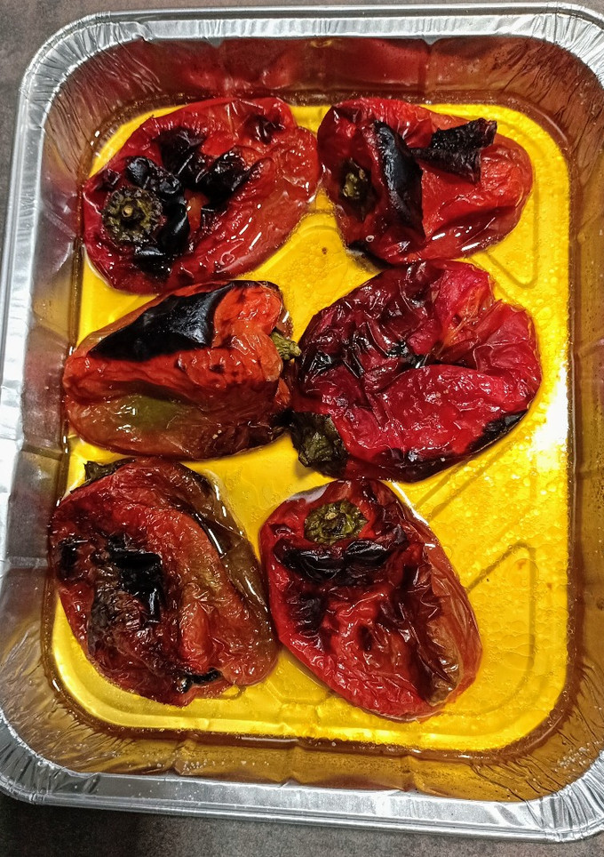 Una foto de Pimientos rojos asados