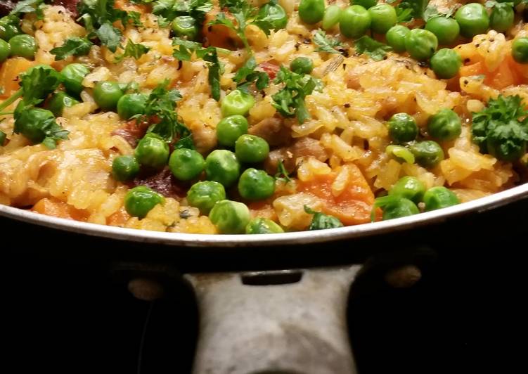 Recipe of Any-night-of-the-week One pot wonder Spansih Paella