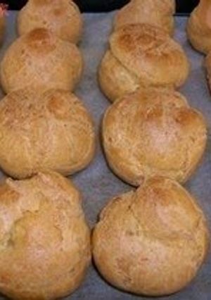 A picture of Cream Puffs with Vegetable Oil (Choux Pastry Recipe).