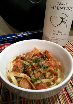 A picture of Mederteranian Pasta w Italian Sausage, Artichoke Hearts, Arugula, Baby Portobellos, and Capers!.