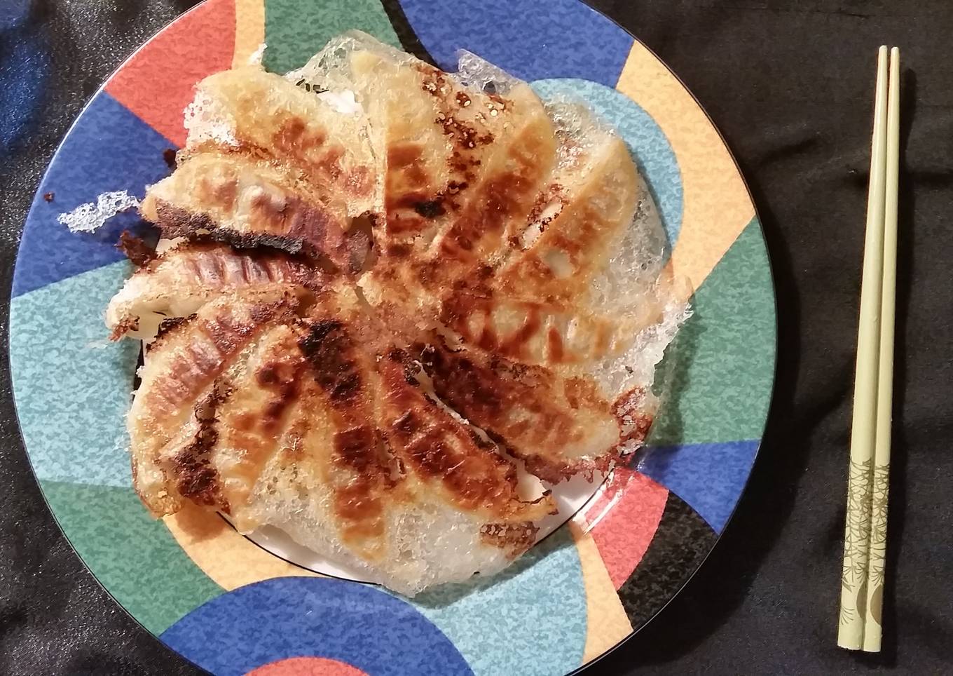 How to successfully pan-fry frozen dumplings