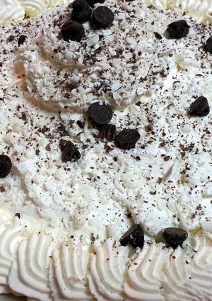 A picture of Chocolate Cream Pie.